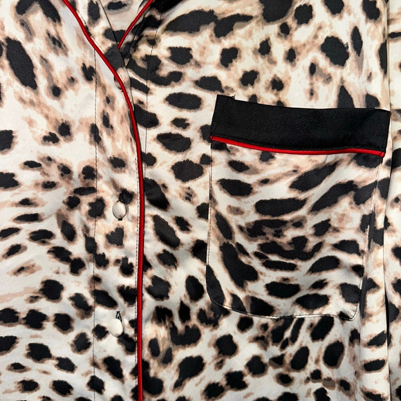 Cosmopolitan Leopard Cheetah Print Pajama Set XL Beige Black Red Women’s - Picture 3 of 16